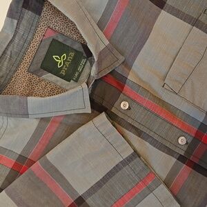 prAna Men’s XL Plaid Short Sleeve Button Down Shirt Gray Red Organic Cotton Blen